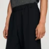 Broek met wijde pijpen Broek met wijde pijpen