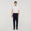 Elastische broek met rechte pijpen Elastische broek met rechte pijpen