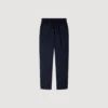 Elastische broek met rechte pijpen Elastische broek met rechte pijpen