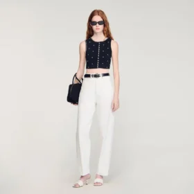 Geborduurde crop-top van gebreid materiaal met strass-steentjes