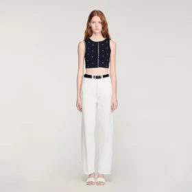 Geborduurde crop-top van gebreid materiaal met strass-steentjes