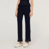 Geborduurde gebreide broek Geborduurde gebreide broek