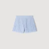 Korte, gehaakte short met hoge taille en kralenversiering Korte, gehaakte short met hoge taille en kralenversiering