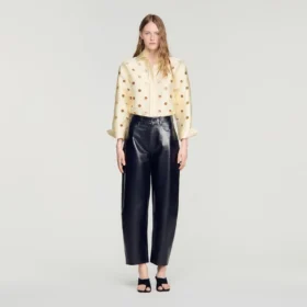 Leren broek met wijd uitlopende pijpen Leren broek met wijd uitlopende pijpen