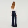 Minimalistische broek met krijtstrepen Minimalistische broek met krijtstrepen