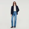Uitlopende, vervaagde jeans Uitlopende, vervaagde jeans