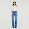 Uitlopende, vervaagde jeans Uitlopende, vervaagde jeans