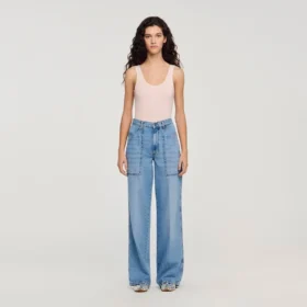 Verbleekte jeans met wijde, rechte pijpen Verbleekte jeans met wijde, rechte pijpen