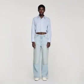 Verbleekte straight-fit jeans met kristallen patch Verbleekte straight-fit jeans met kristallen patch