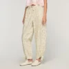 Wijd uitlopende broek met bloemenprint Wijd uitlopende broek met bloemenprint